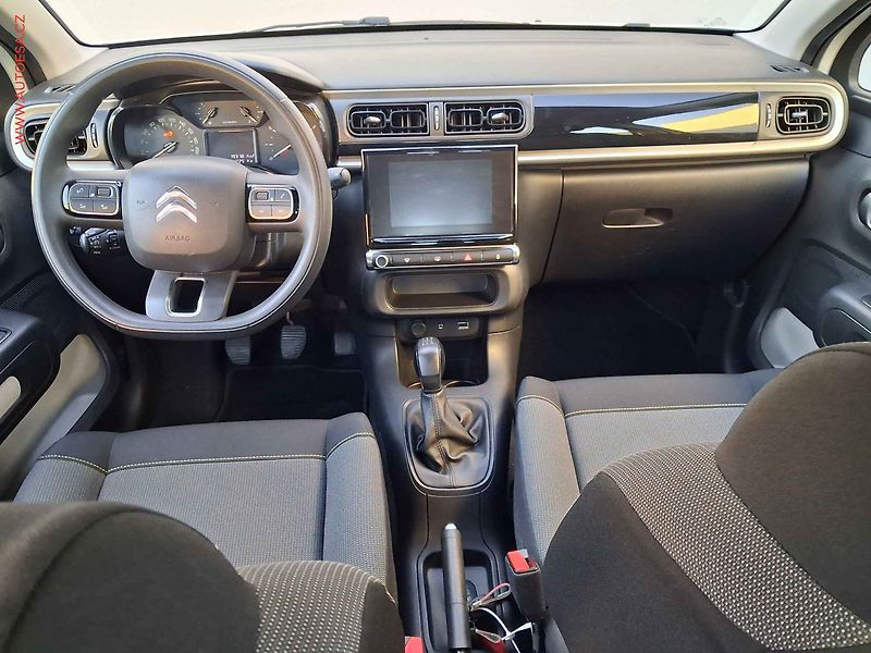 Citroën C3 (2018) 1.2 PT Graphic, AC, tempo - fotka 8 z 19