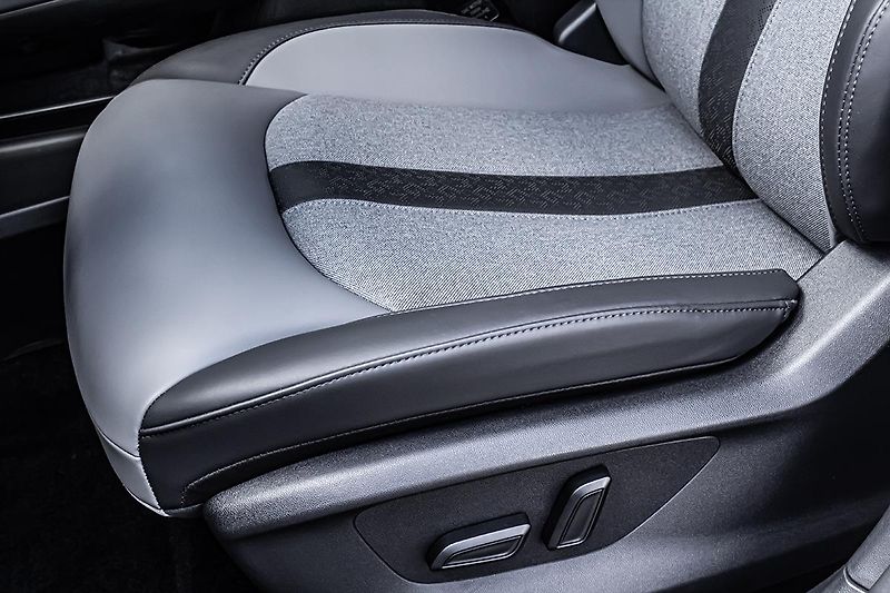 MG MGS5 EV (2026) LR 64 kWh  Exclusive - fotka 14 z 22