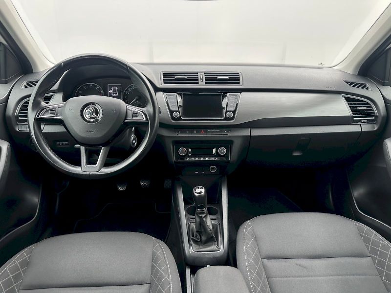 Škoda Fabia (2018) 1,0 TSI / 70 KW / Style Plus - fotka 5 z 30