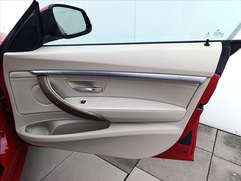 BMW Řada 3 2,0 325D GT Aut. kůže navi kam - fotka 27 z 39