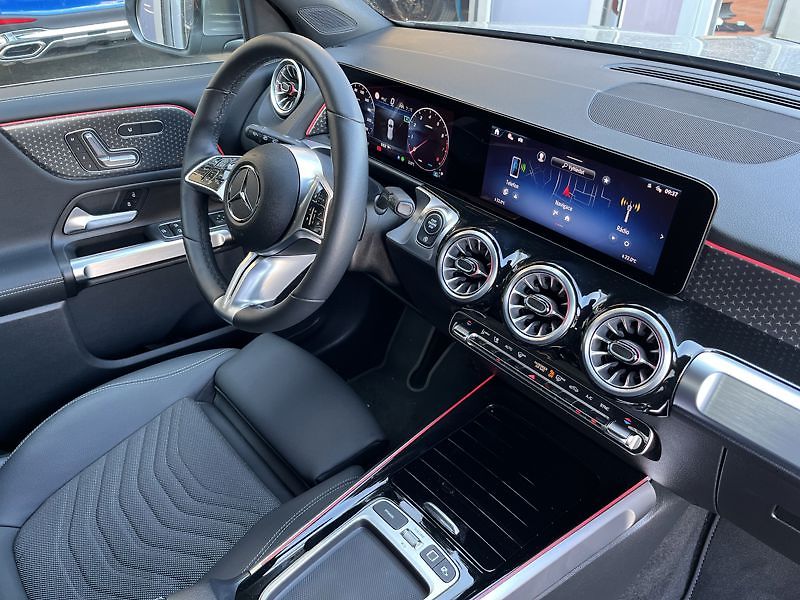 Mercedes-Benz GLB 200 Progressive Edition - fotka 19 z 21