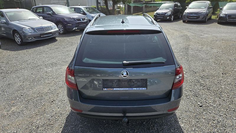 Škoda Octavia 2.0TDI 4x4  STYLE 1MAJITEL - fotka 9 z 43