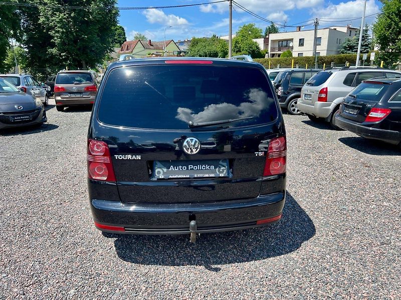 Volkswagen Touran (2008) 1.4 TS 103 kW DSG - fotka 6 z 20