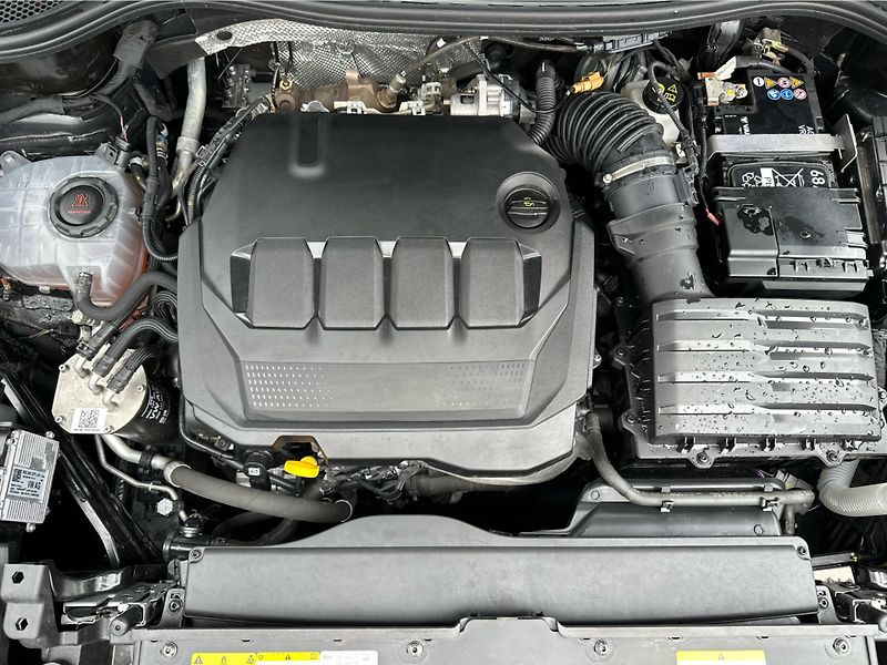 Škoda Kodiaq 2,0 TDI / 142 kW 4x4 Selection - fotka 25 z 25