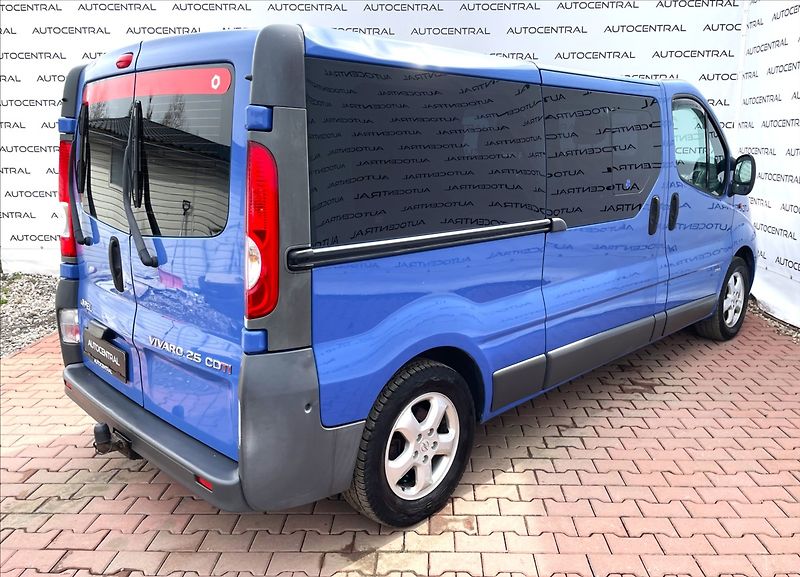 Opel Vivaro 2,5 D,107kW,8míst,po servisu,L - fotka 4 z 23