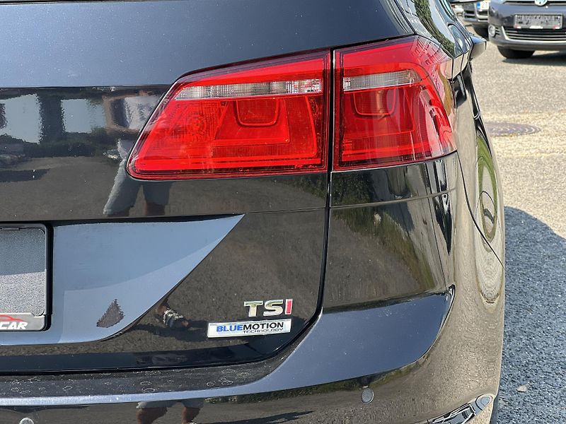 Volkswagen Golf Sportsvan 1.4TSi 92kw DSG KLIMA - fotka 47 z 48
