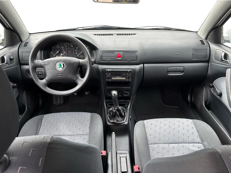 Škoda Octavia A 1,9 TDI 66 kW AMBIENTE - fotka 5 z 30