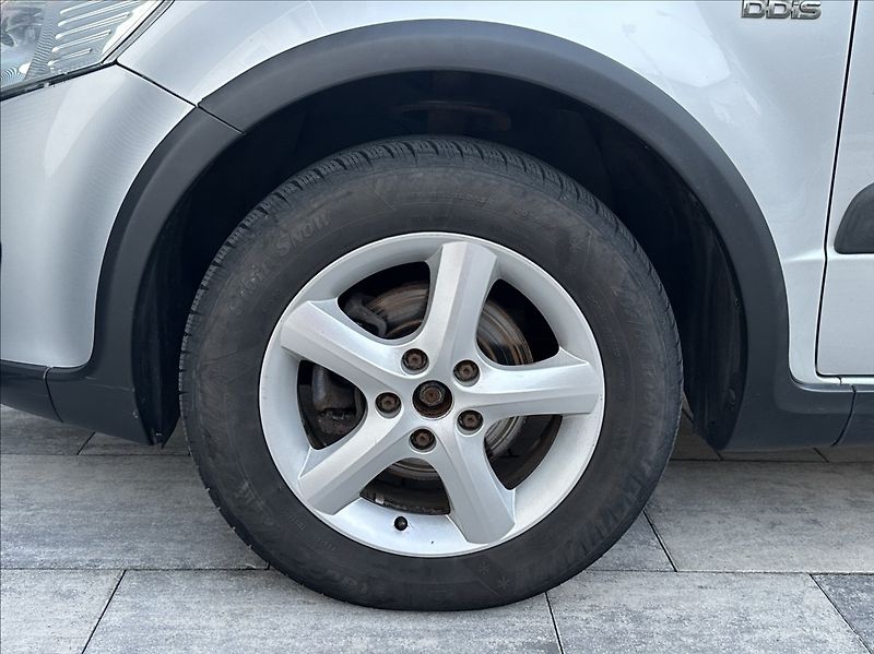 Suzuki SX4 1,9 DDiS 120PS  Outdoor Line 4 - fotka 39 z 47