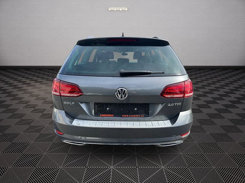 Volkswagen Golf (2017) 2,0TDI 110kw Highline - fotka 6 z 26