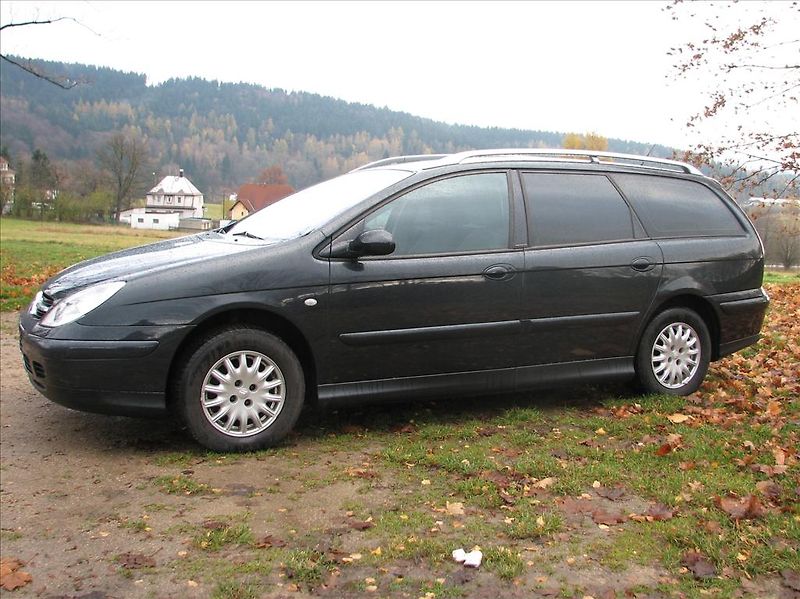 Citroën C5 2,0 16V HPI Xenony,Kůže  Exclu - fotka 17 z 54