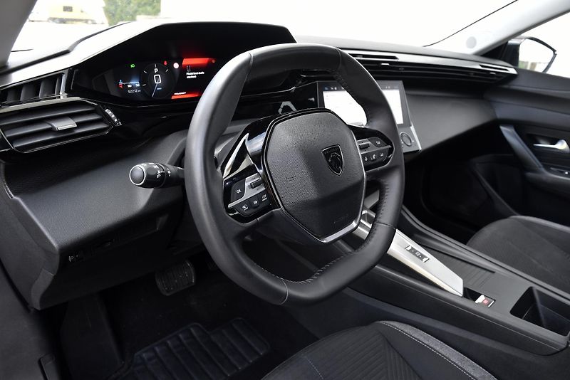 Peugeot 308 1.2 PureTech A/T,LED,TEMP,DPH - fotka 10 z 50