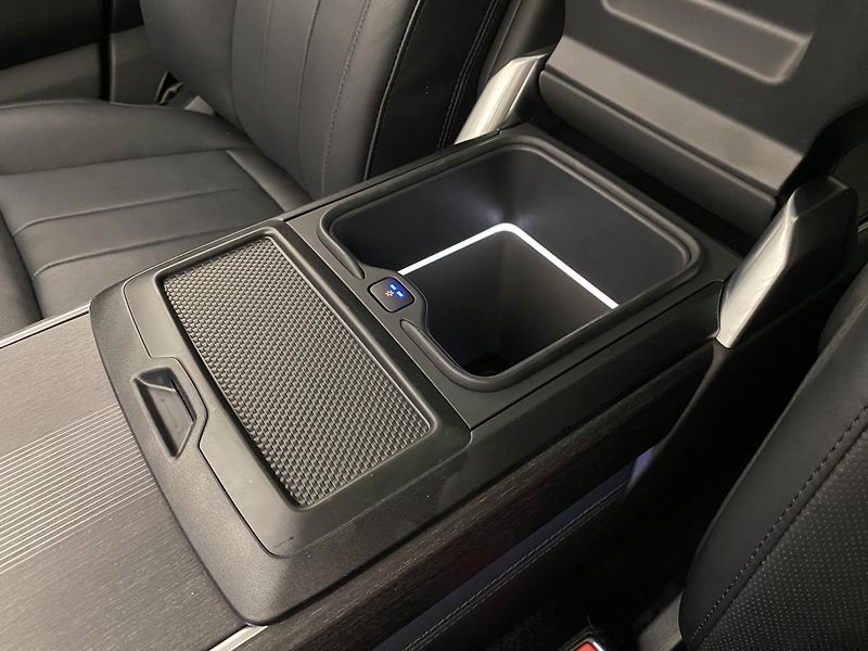 Land Rover Range Rover D350 AUTOBIOGRAPHY LWB AWD CZ - fotka 28 z 94