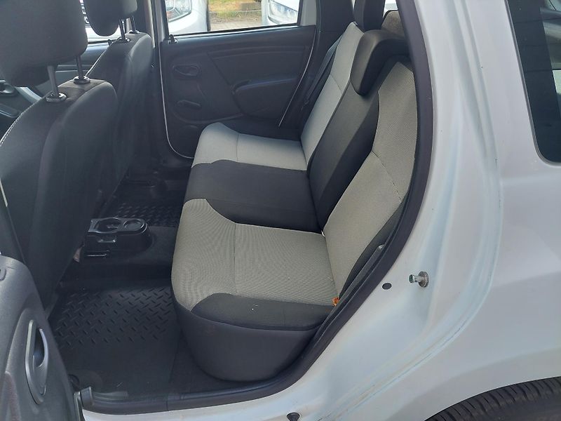 Dacia Duster (2014) 1.6i-16v originalní LPG - fotka 15 z 29
