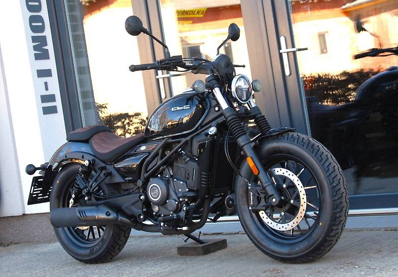 CFMOTO (2026) 250 CL-C BLACK - fotka 2 z 25