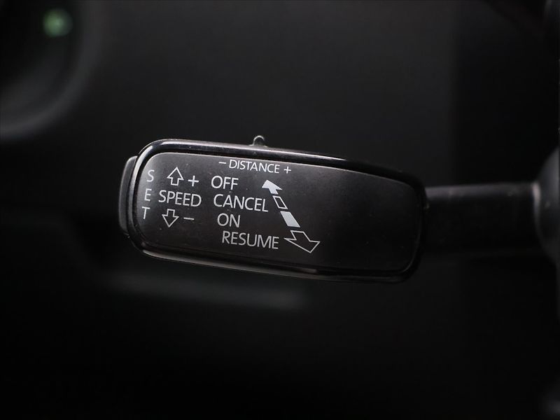 Škoda Octavia 2,0 TDI 135kW RS Xenon Navi - fotka 18 z 30