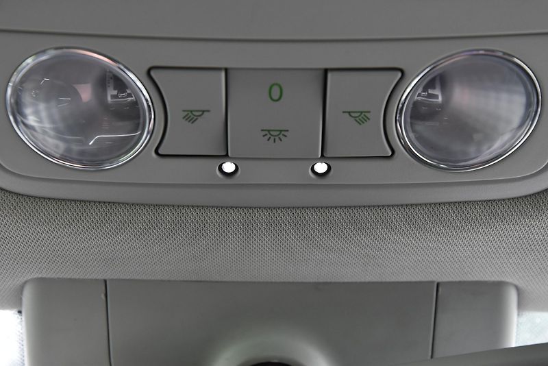 Škoda Octavia 2.0 TDi CR DSG STYLE,NAVI,TEMP - fotka 36 z 50