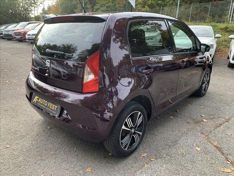Seat Mii 1,0 i COSMOPOLITAN,ČR - fotka 5 z 17