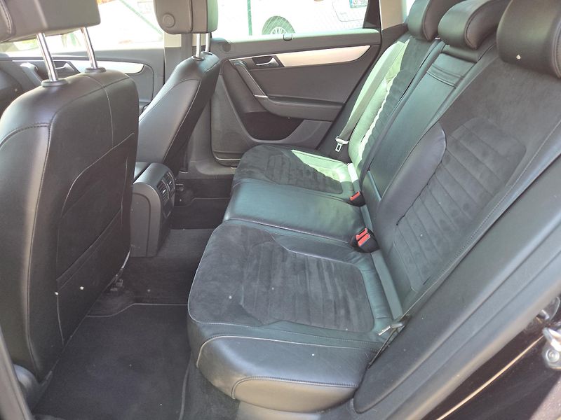 Volkswagen Passat 1,8Tsi 118kw - fotka 10 z 11