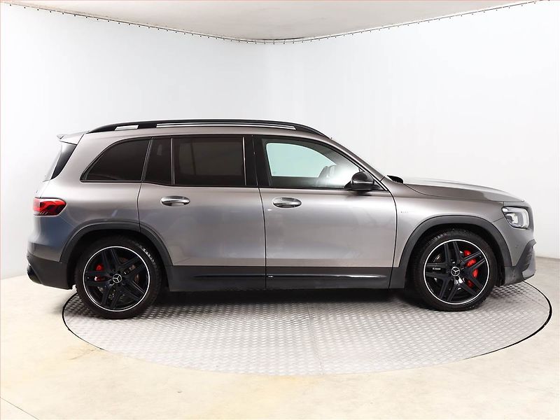 Mercedes-Benz GLB (2022) 35 AMG 4MATIC - fotka 6 z 20