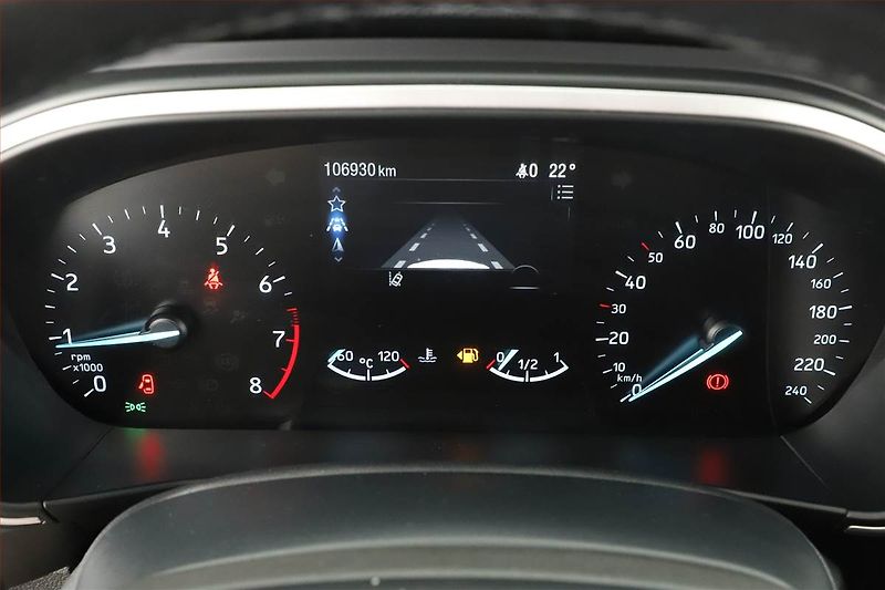Ford Focus (2021) 1.0 MHEV, ČR,1.maj - fotka 9 z 13