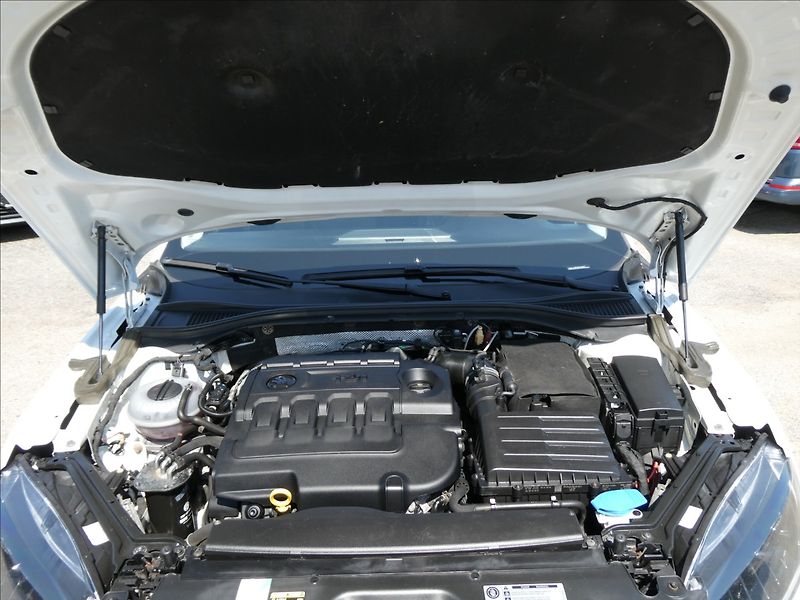Škoda Superb 2,0 TDi 140kW DSG 4x4,STYLE,ČR - fotka 42 z 49