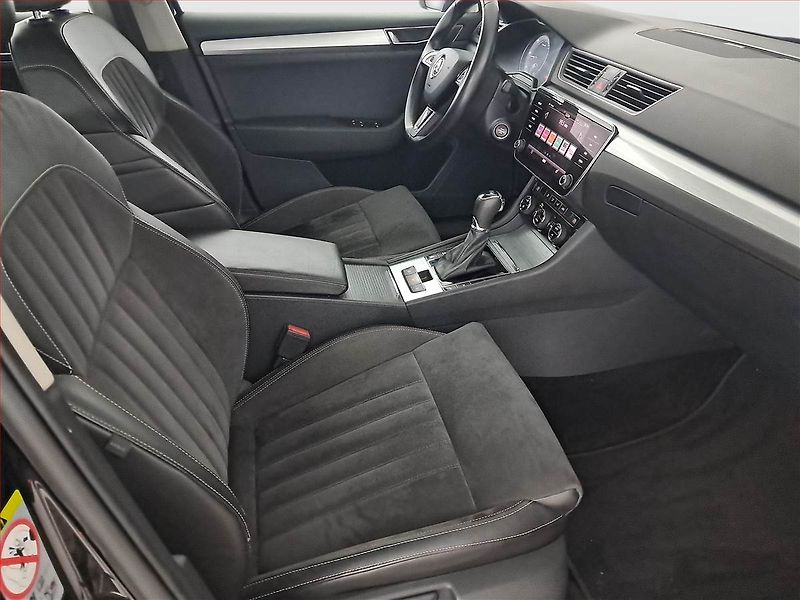 Škoda Superb (2020) 2.0 TDI, Automat, ČR,1.maj - fotka 9 z 23