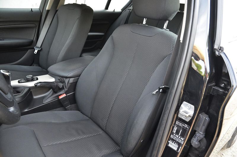 BMW Řada 1 (2016) 116i 80kW Facelift /AUT. KLIMA - fotka 14 z 33