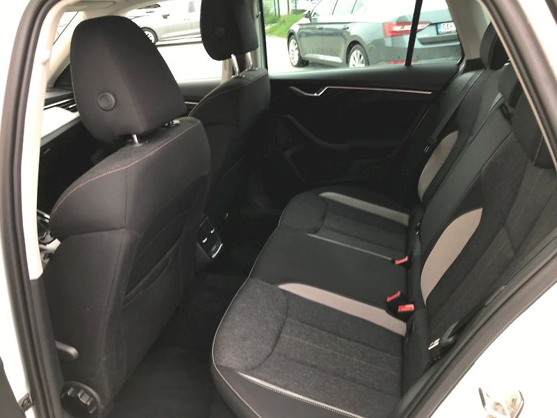 Škoda Kamiq (2025) SELEC TSI 85/1.0 A7F - fotka 11 z 29