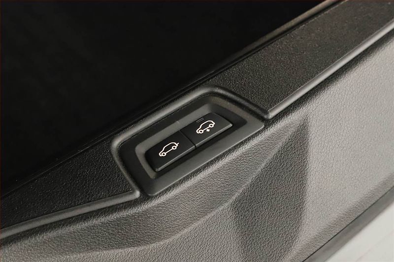 BMW X7 (2019) xDrive30d - fotka 27 z 29