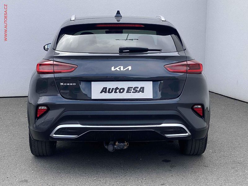 Kia XCeed (2022) 1.5 T-GDi, 1.maj,ČR, TOP, AT - fotka 5 z 19