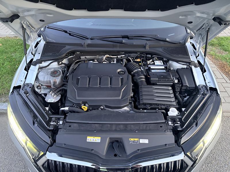 Škoda Octavia 2.0TDI 110KW DSG LED VIRTUAL - fotka 53 z 53