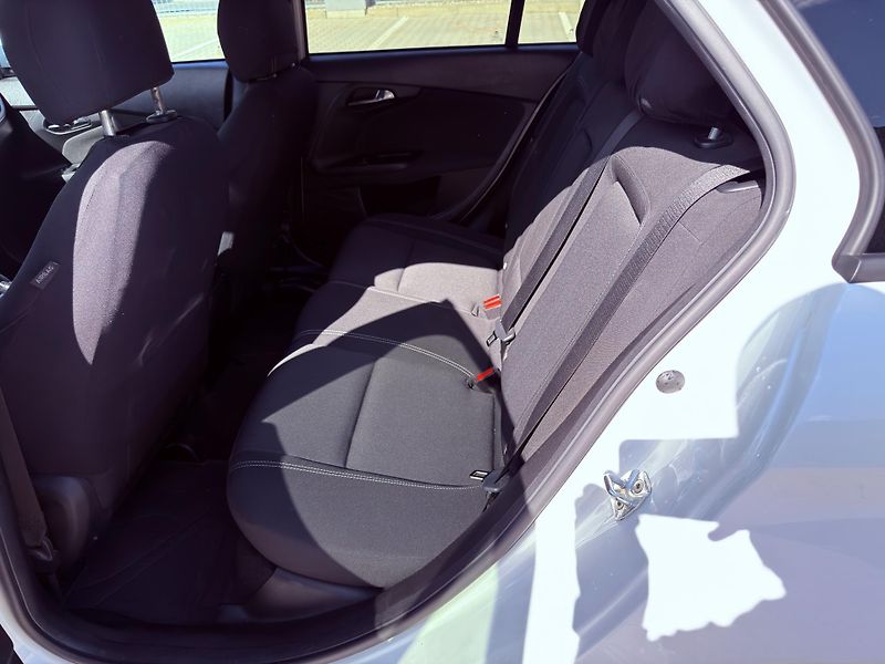 Fiat Tipo 1.4-70KW,KLIMA,NOVÉ BRZDY+PNEU - fotka 23 z 24