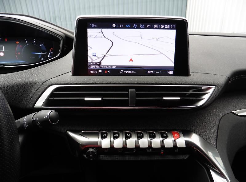 Peugeot 5008 2,0 HDi GT-Line 1.maj. 7.míst - fotka 14 z 19