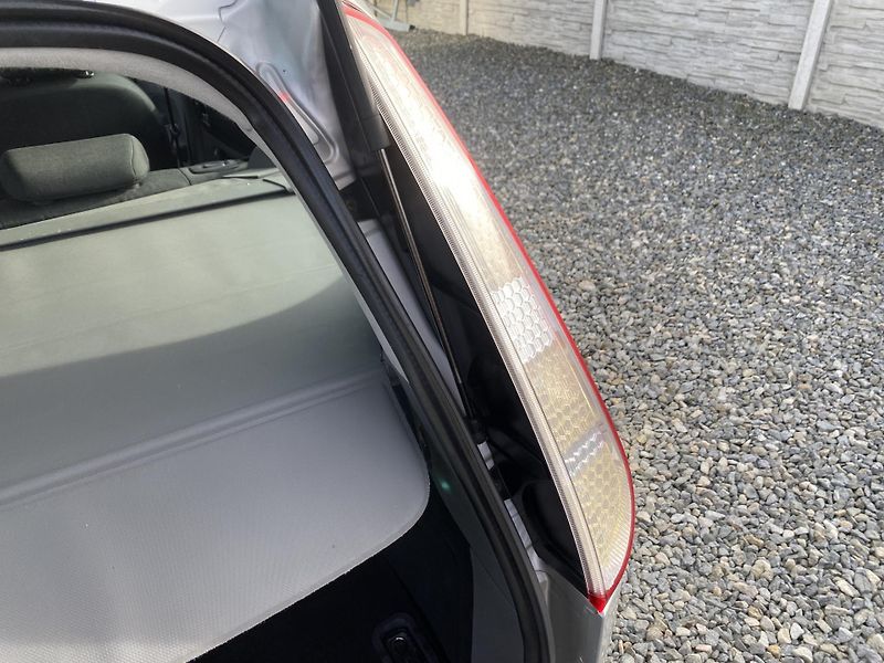Ford Focus 2.0i 145PS LPG FORD COMBI TOP! - fotka 121 z 170