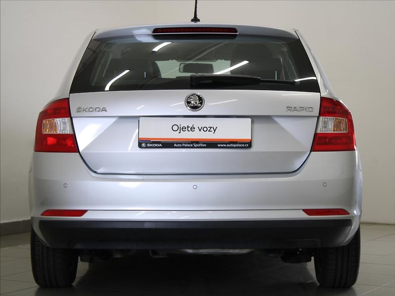 Škoda Rapid 1,2 TSI 81kW 1.maj.ČR 47tkm! - fotka 4 z 23