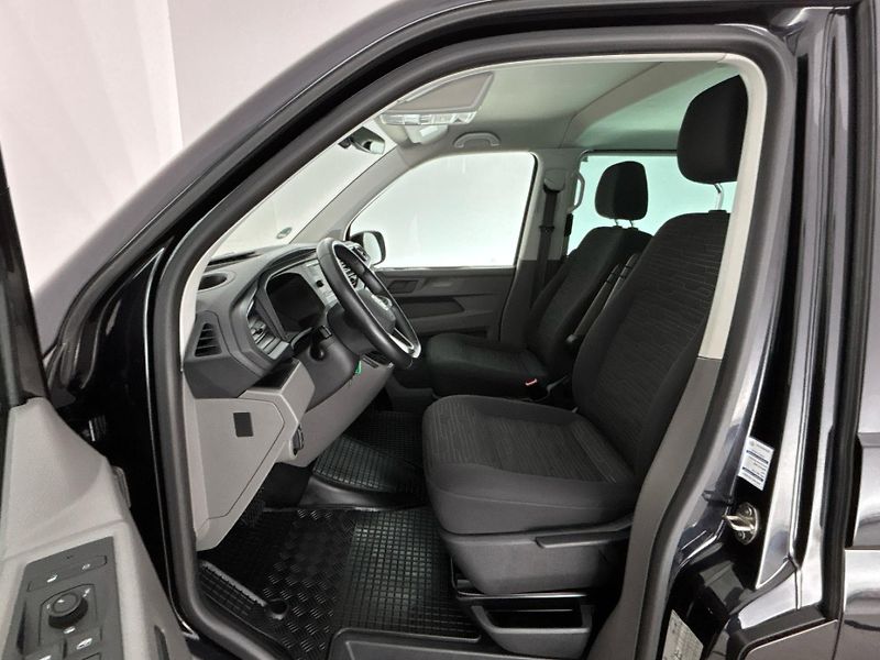 Volkswagen Caravelle Long Comfortline DSG - fotka 7 z 27