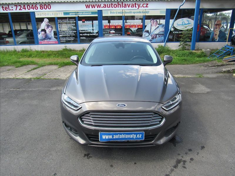 Ford Mondeo 1,6 TDCi 85kW - fotka 2 z 32
