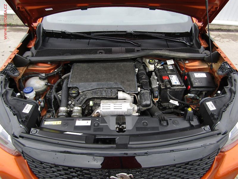 Peugeot 2008 (2023) 1.2 PT, ČR, Active - fotka 19 z 19