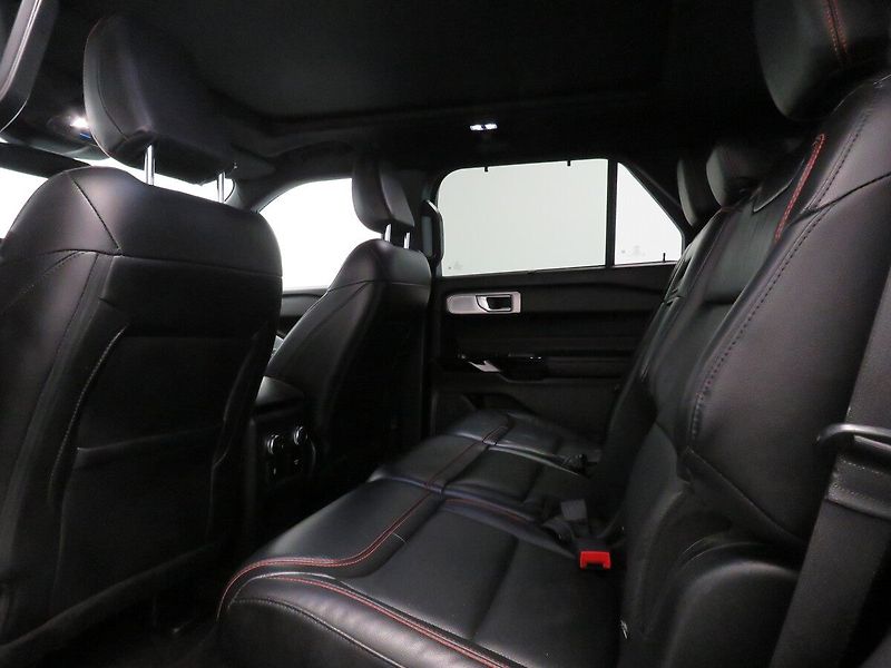 Ford Explorer - fotka 24 z 26