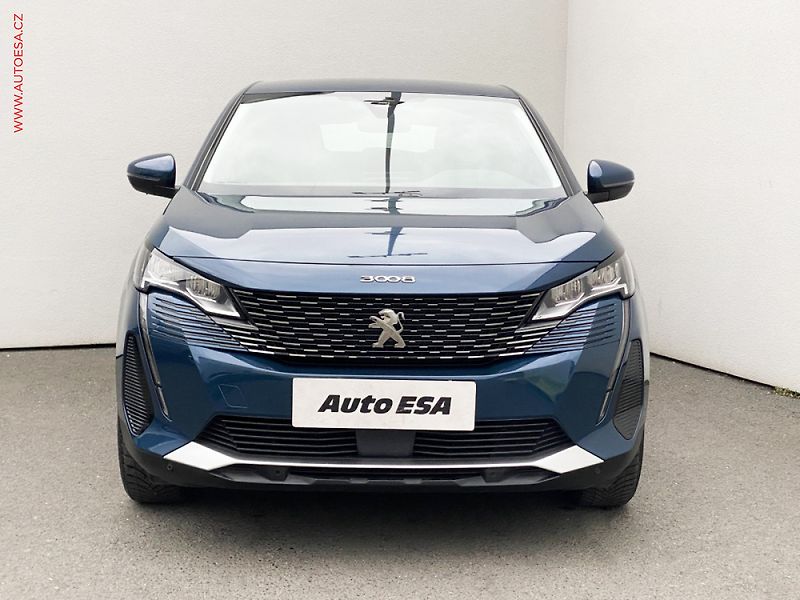 Peugeot 3008 (2023) 1.2PT, Allure, AT, TZ - fotka 2 z 3