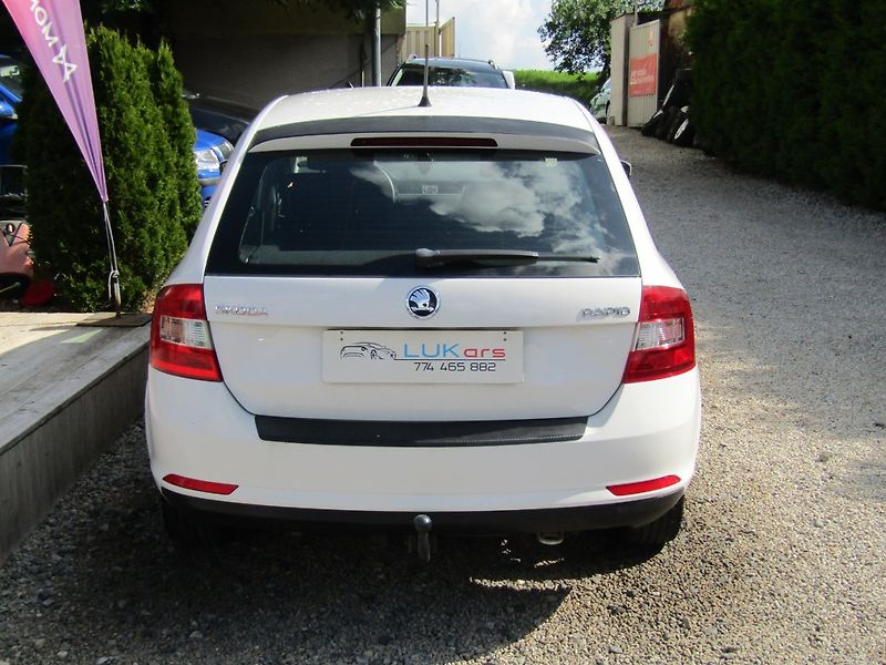 Škoda Rapid (2015) 1.2 TSI 63kW - fotka 12 z 36
