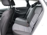 Hyundai i30 1,5 i Comfort Family CZ 2.Maj - náhled 13