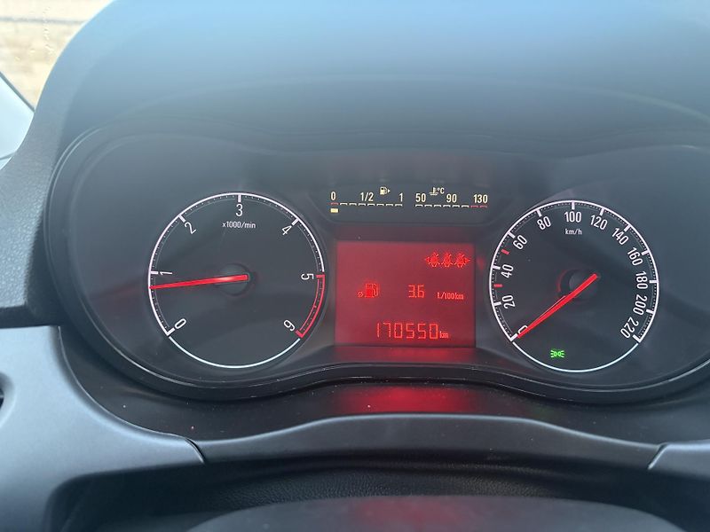 Opel Corsa (2016) Spotřeba 3.6l Opel Corsa cdti - fotka 7 z 8