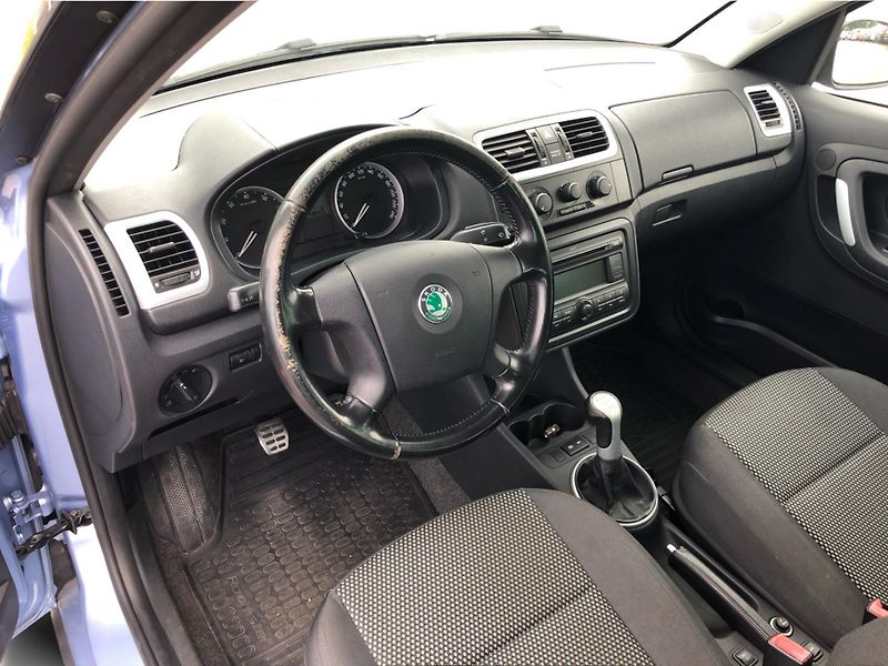 Škoda Roomster A 1.6i Scotline - fotka 5 z 27