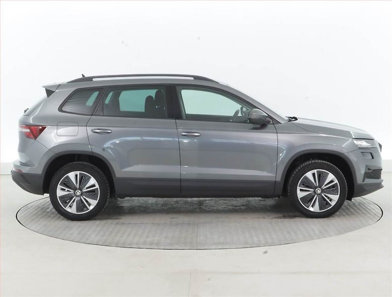 Škoda Karoq (2022) Style 1.5 TSI - fotka 6 z 17