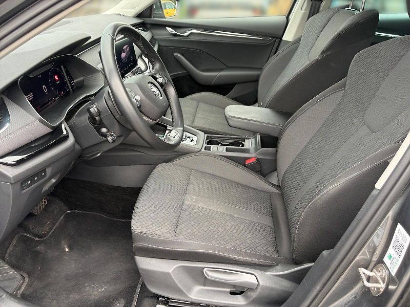 Škoda Octavia (2023) STYLE 1.5e-TEC 110kW DSG CZ - fotka 7 z 11