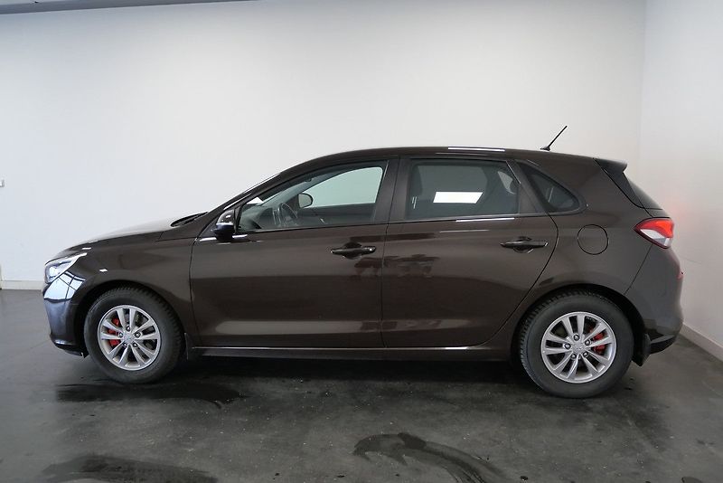 Hyundai i30 - fotka 3 z 22