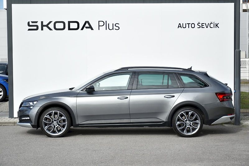 Škoda Superb (2024) Scout 2.0 TSI 206kW 4x4 DSG - fotka 3 z 34