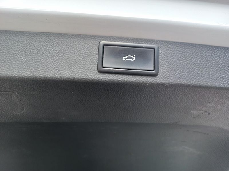 Škoda Karoq (2023) 1.5TSi 110kW DSG ČR DPH  - fotka 13 z 23