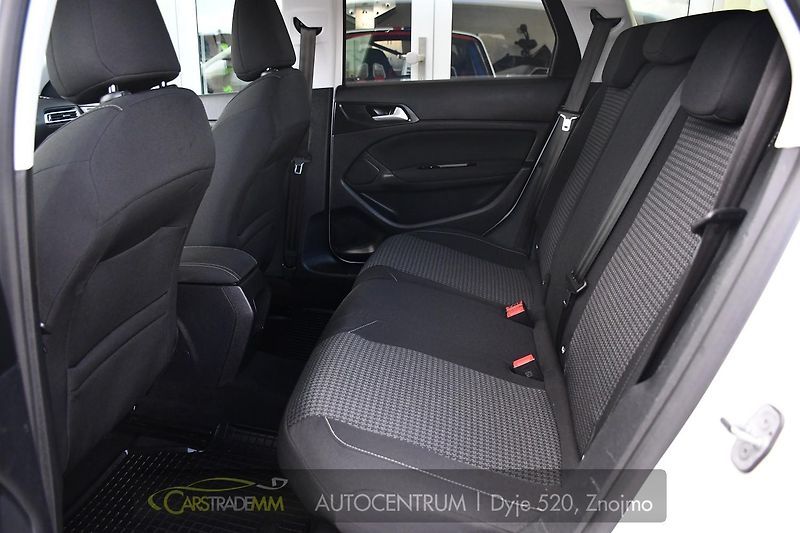 Peugeot 308 SW 1.5BlueHDi ACTIVE CARPLAY - fotka 13 z 49